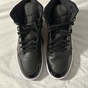 Air Jordan 1 mid space jam
